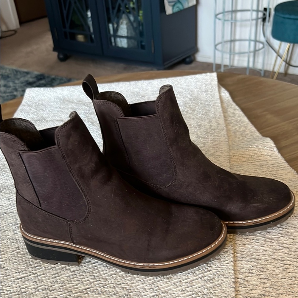 Kensie Brown Ankle Boots with Suede Finish